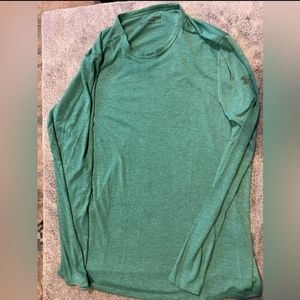 GUC - Under Armour long sleeve (Lg)